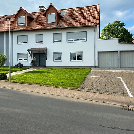 Schoene Ferien- Monteurswohnung - Ruhig Und Malerisch Gelegen Hofgeismar Esterno foto